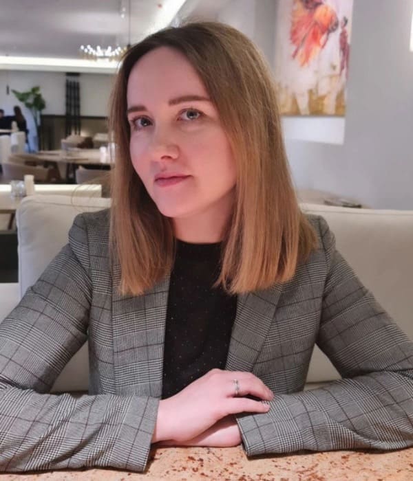 Психолог Леонтьева Елена