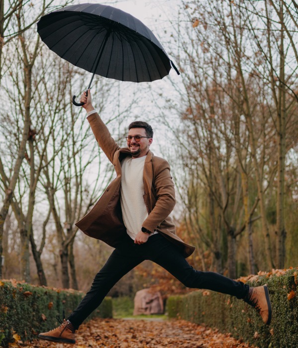 Психолог Владислав Слиж