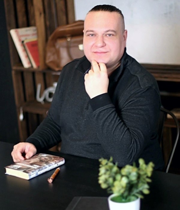 Психолог Геннадий Коноплянник
